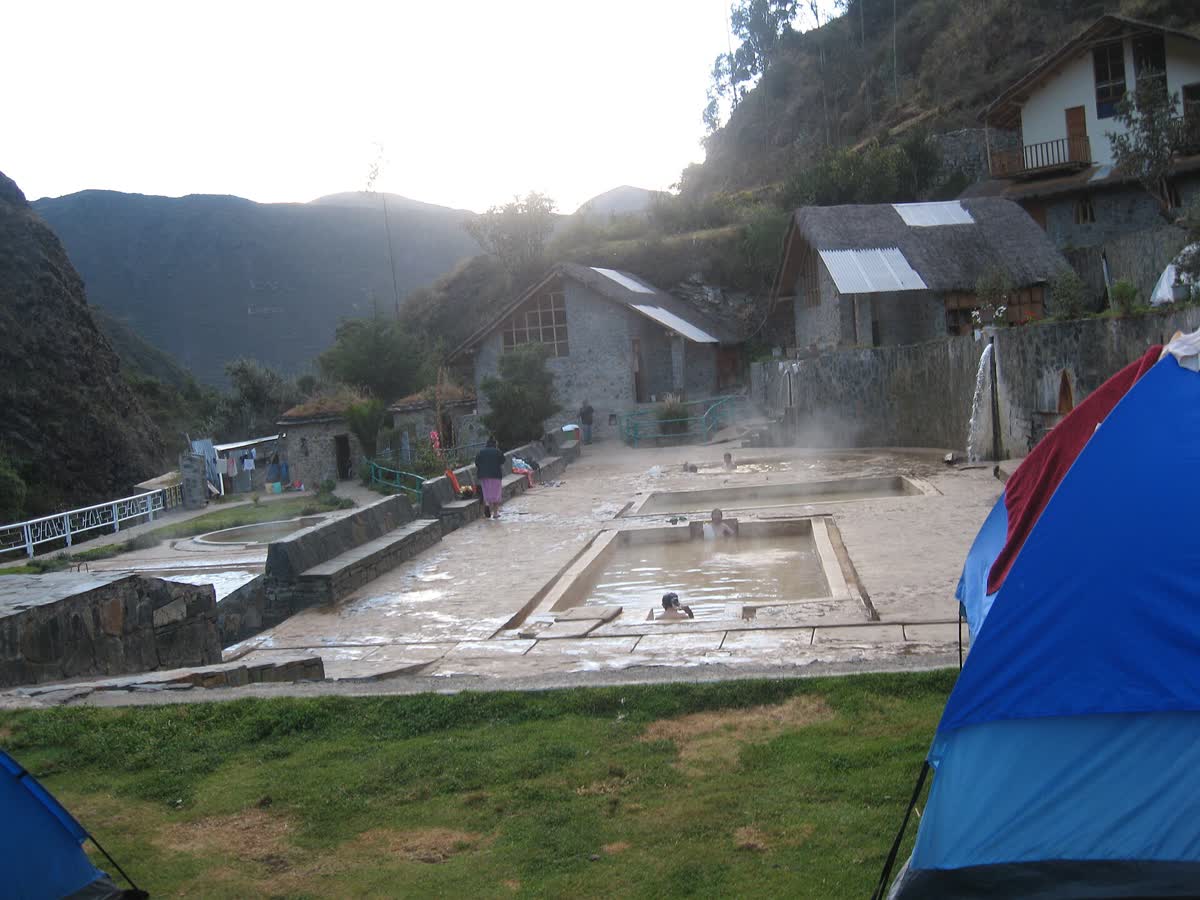 Banos Termales De Lares, Peru