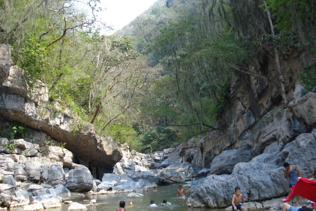 Luna Jaguar Hot Springs Spa, Honduras hot spring in Honduras
