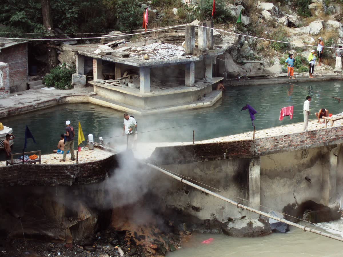Manikaran Hot Springs hot spring in India