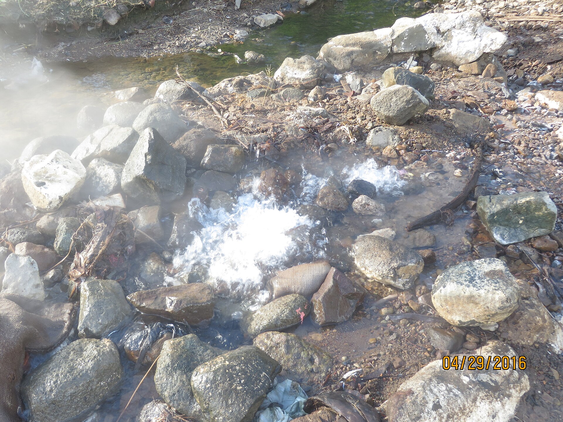 Nakama Hot Springs, Fiji hot spring in Fiji