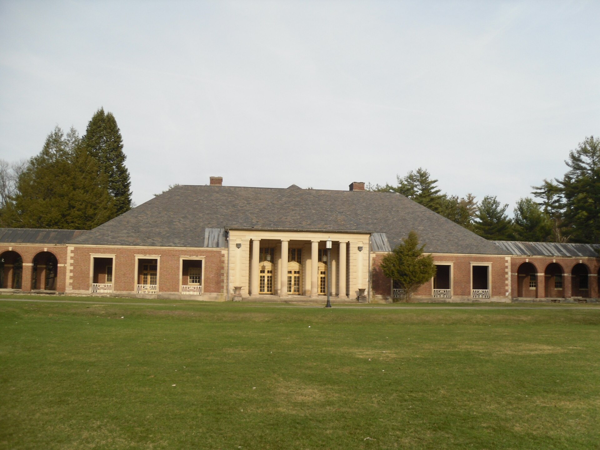 Roosevelt Baths and Spa, New York hot spring in United States