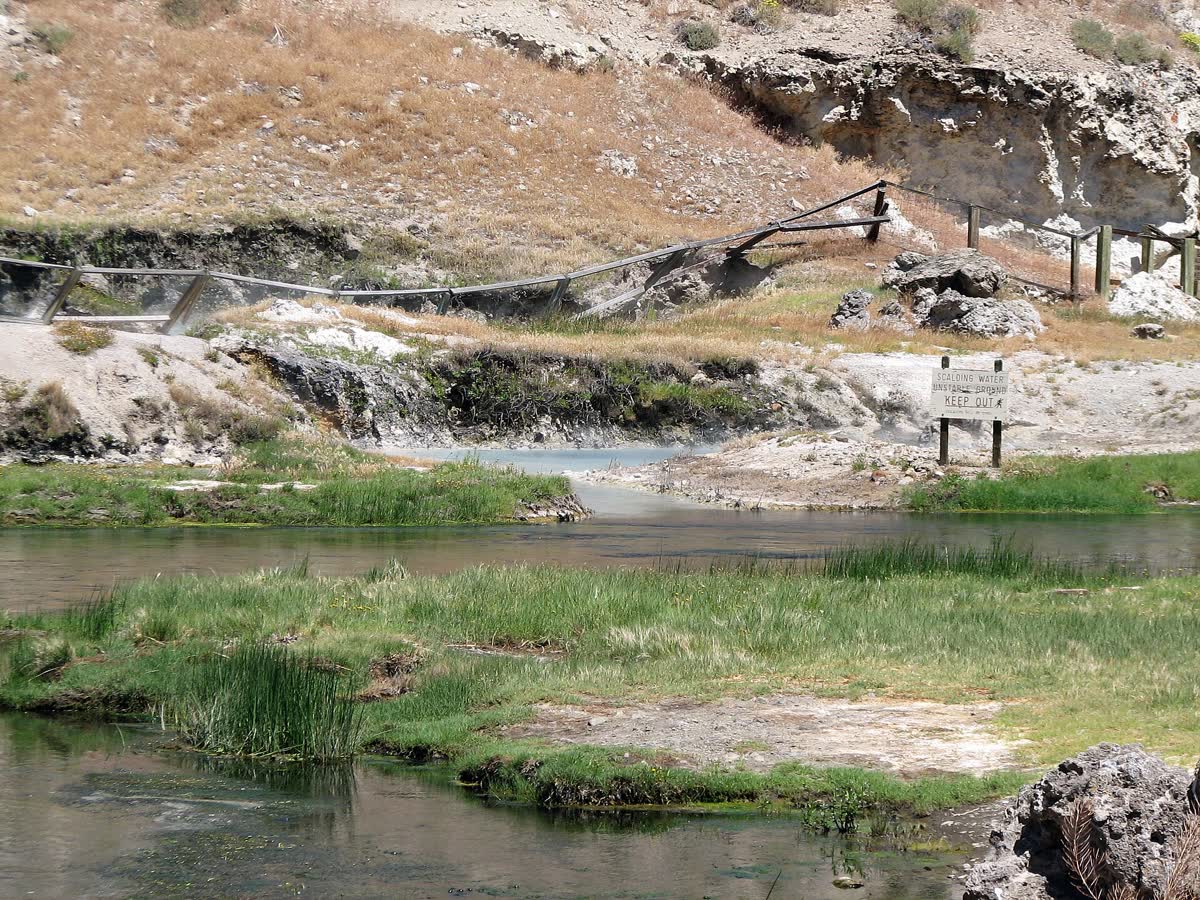 Travertine Hot Springs, California
